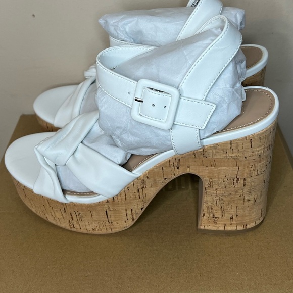💃🏻Steve Madden White Tan Platform Shoes - Picture 4 of 7